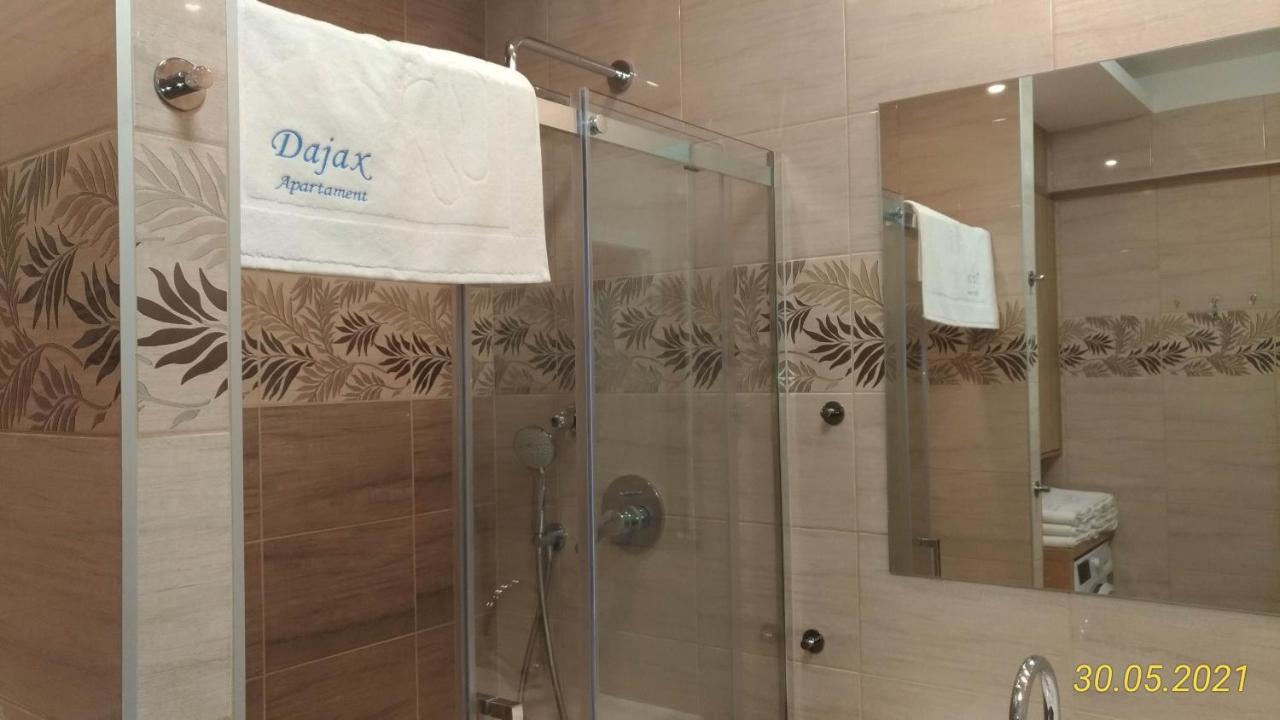 Dajax Apartament 波别罗沃 外观 照片