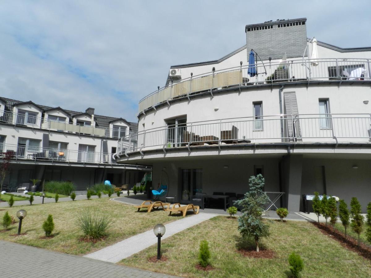 Dajax Apartament 波别罗沃 外观 照片